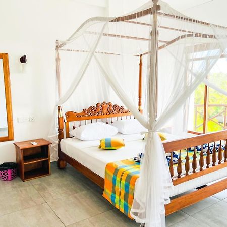 Twenty-Two Weligambay Hotel Weligama Eksteriør billede