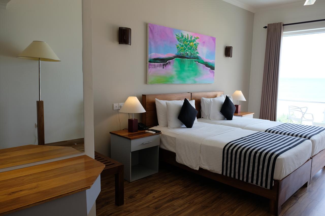Twenty-Two Weligambay Hotel Weligama Eksteriør billede