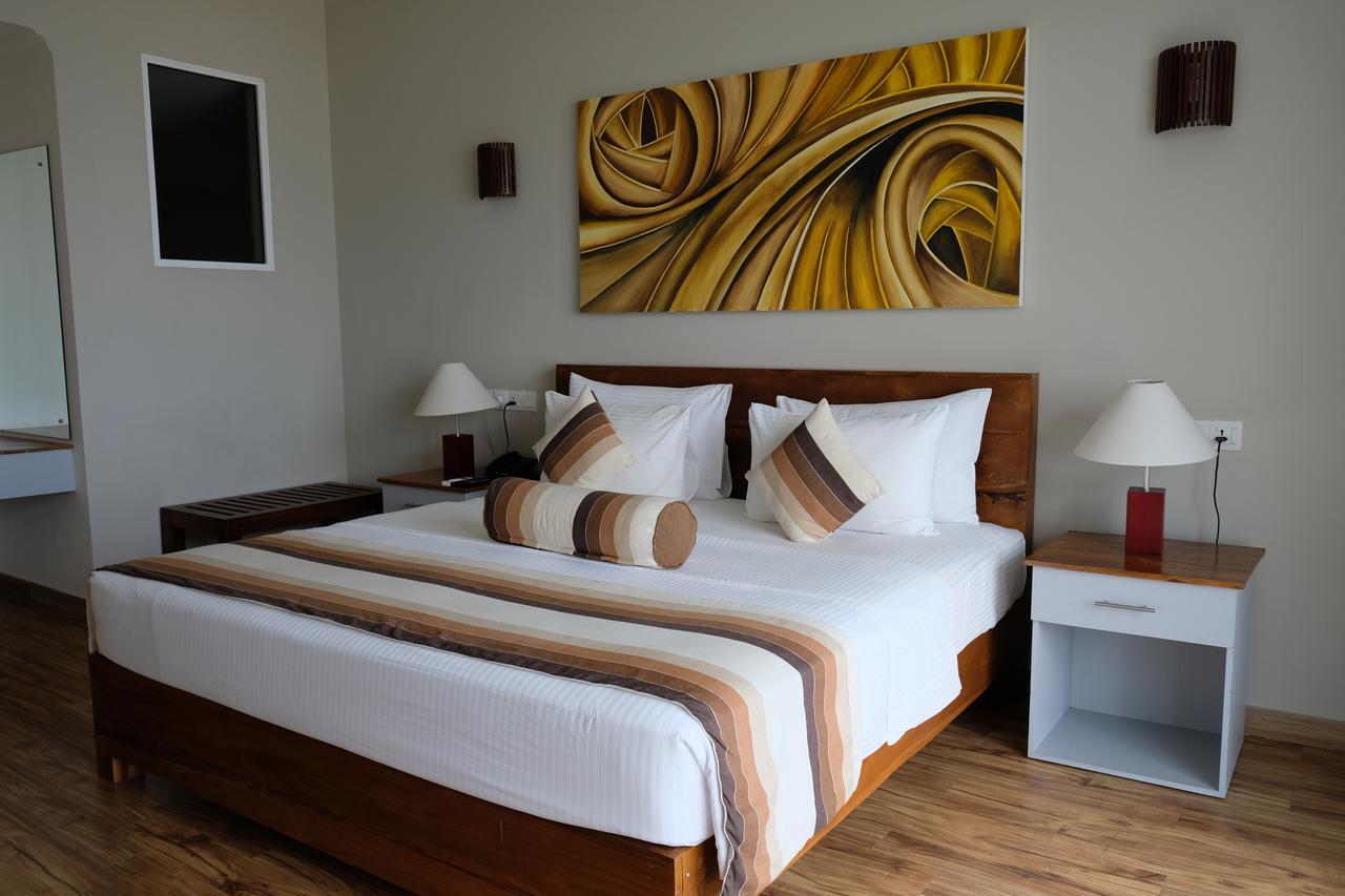 Twenty-Two Weligambay Hotel Weligama Eksteriør billede