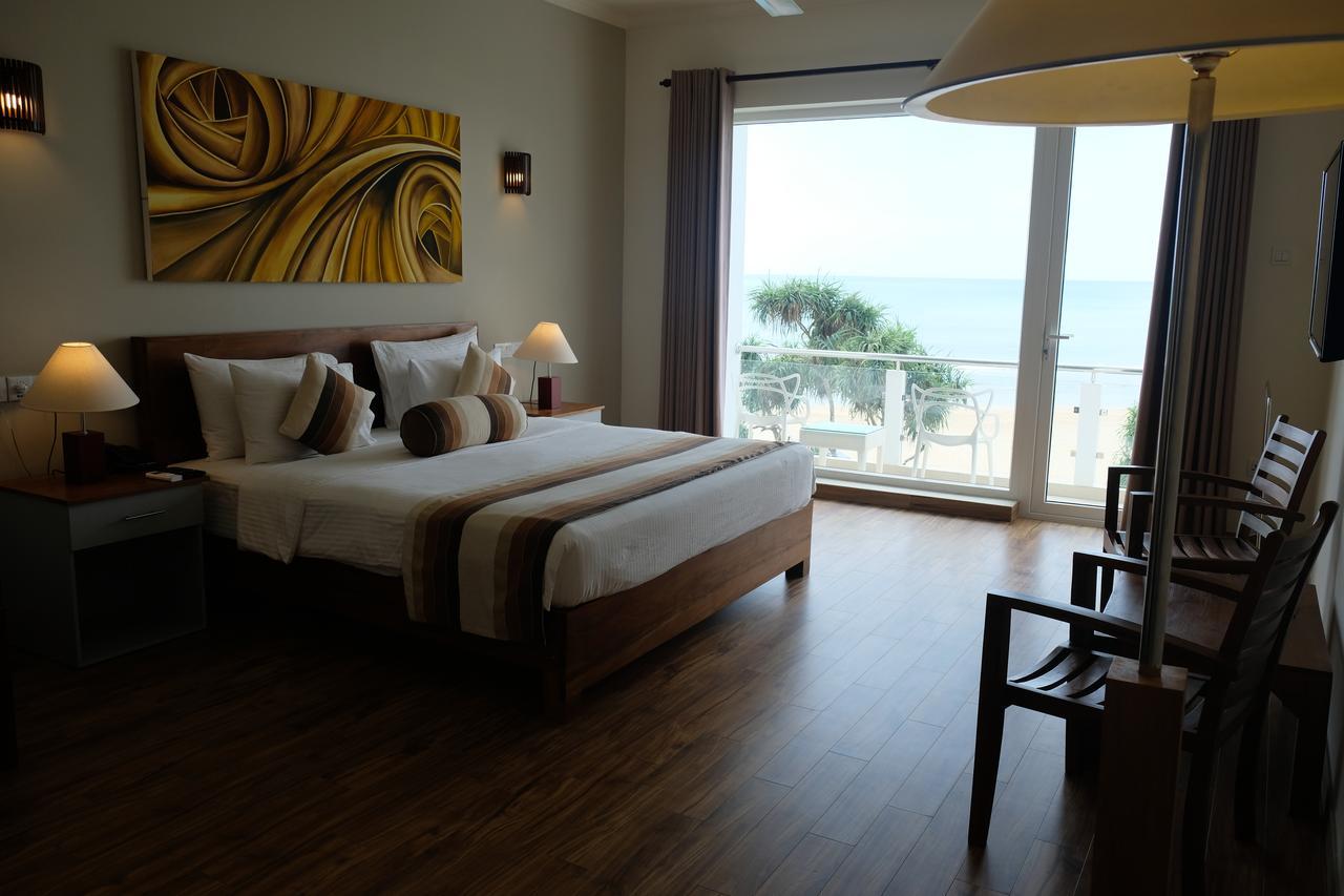 Twenty-Two Weligambay Hotel Weligama Eksteriør billede