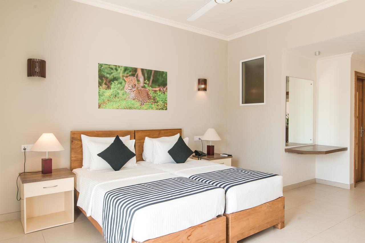 Twenty-Two Weligambay Hotel Weligama Eksteriør billede