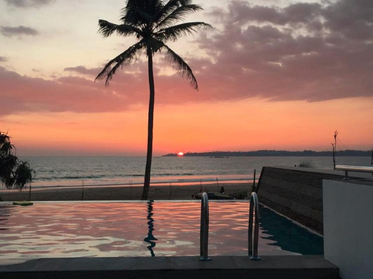 Twenty-Two Weligambay Hotel Weligama Eksteriør billede
